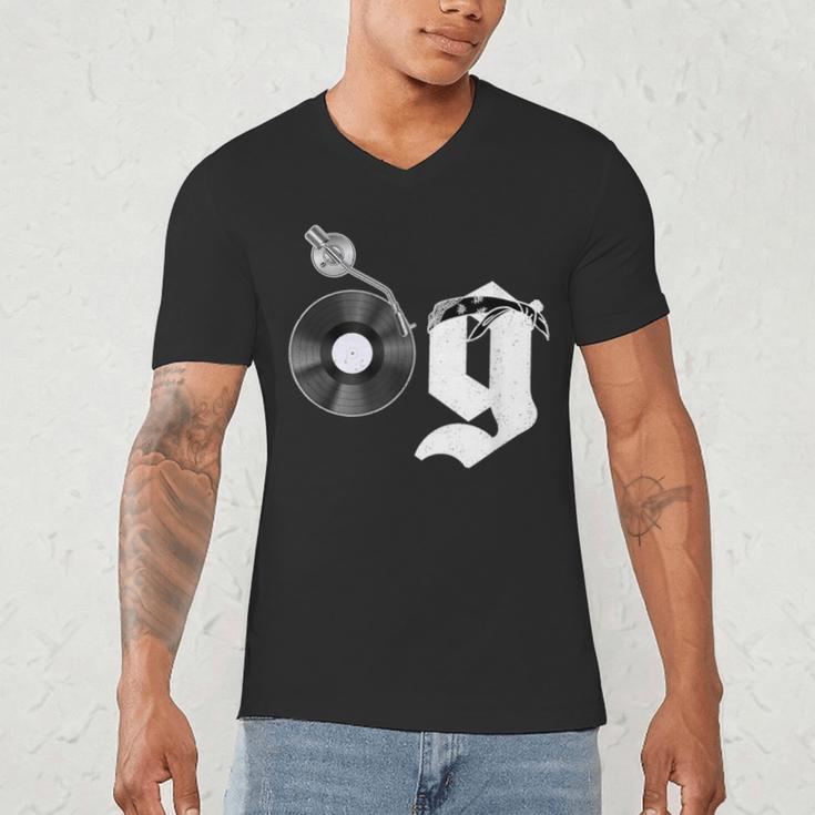 Old School Dad OG Hip Hop Head Vinyl Retro 80s90s Nostalgia Men's V-Neck T-Shirt