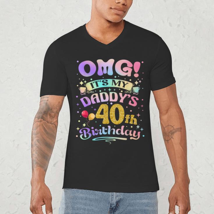 OMG It's My Daddy's 40th Birthday Happy 40 Years Old Men's V-Neck T-Shirt