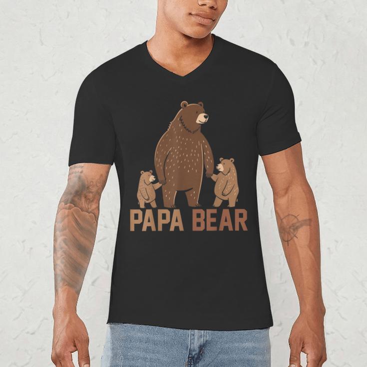 Papa Bear Dad Two Cubs Daddy Bear 2 Kids Father's Day Men's V-Neck T-Shirt
