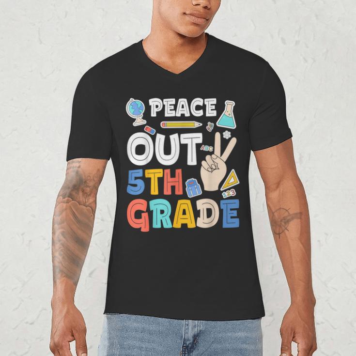 Peace Out 5th Grade Fifth Grade Graduation T-Shirt Men's V-Neck T-Shirt