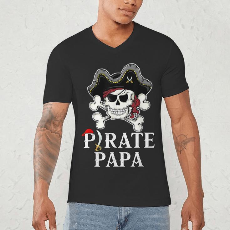 Pirate Papa Costume Jolly Roger Crossbones Pirate Dad Men's V-Neck T-Shirt