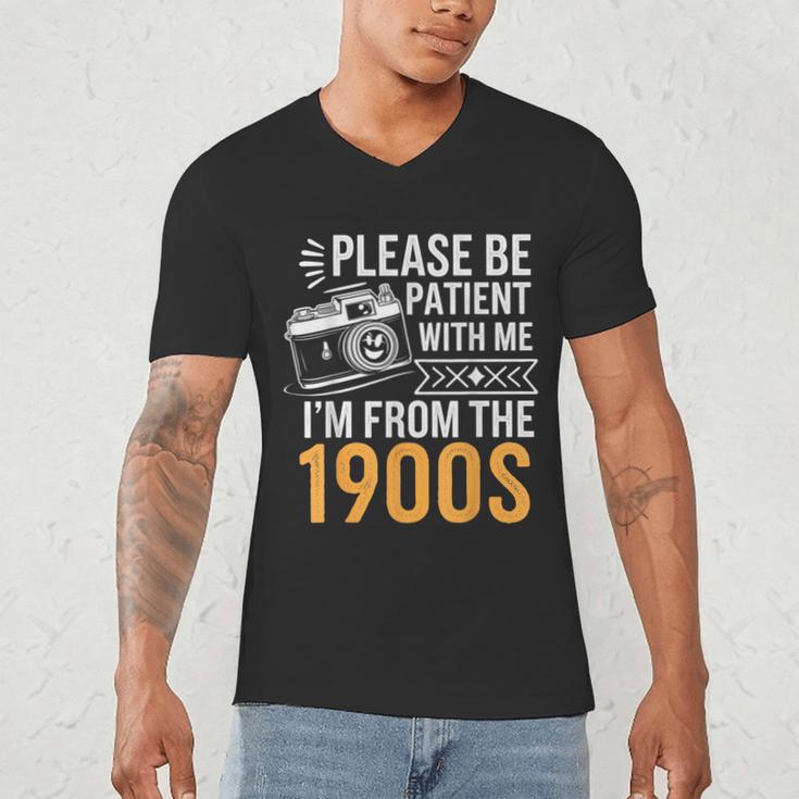 Please Be Patient With Me I'm From The 1900s Vintage Oldie Men's V-Neck T-Shirt