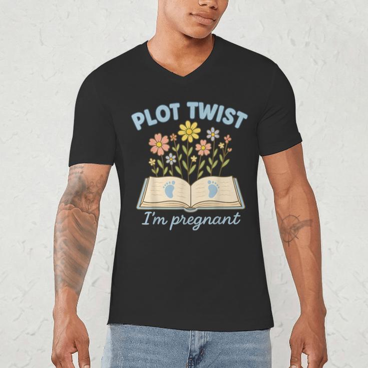 Plot Twist I'm Pregnant Literary Pregnancy Announcement Book Men's V-Neck T-Shirt