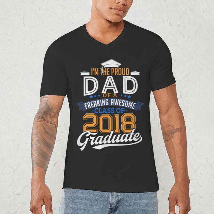 Proud Dad Of A 2018 Graduate Shirt Graduation Grad Class Men's V-Neck T-Shirt