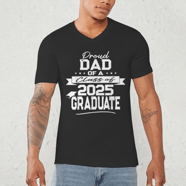 Proud Dad Class Of 2025 Graduate Graduation Ceremony Men's V-Neck T-Shirt