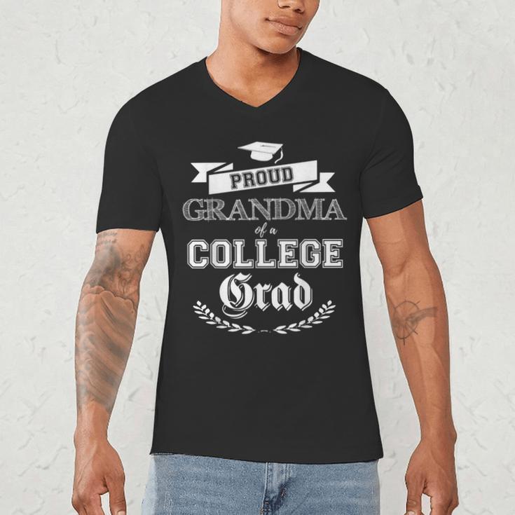 Proud Grandma Of a College Grad 2019 Family Graduation Shirt Men's V-Neck T-Shirt