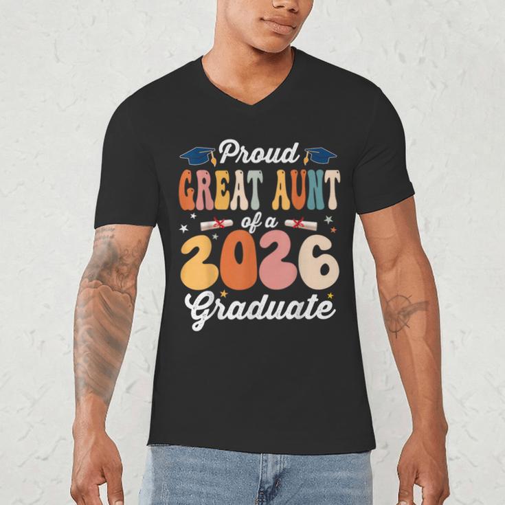 Proud Great Aunt Of a Class Of 2026 Graduate Graduation Men's V-Neck T-Shirt