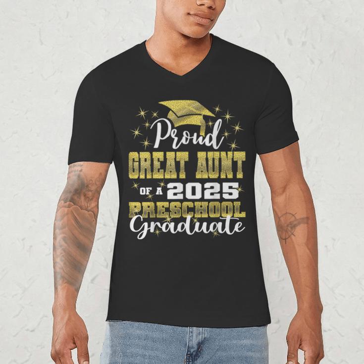 Proud Great Aunt Of Preschool Graduate 2025 Graduation Men's V-Neck T-Shirt