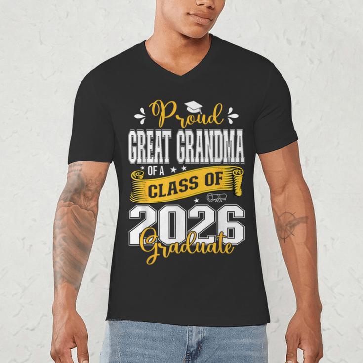 Proud Great Grandma Of a Class Of 2026 Graduate Graduation Men's V-Neck T-Shirt