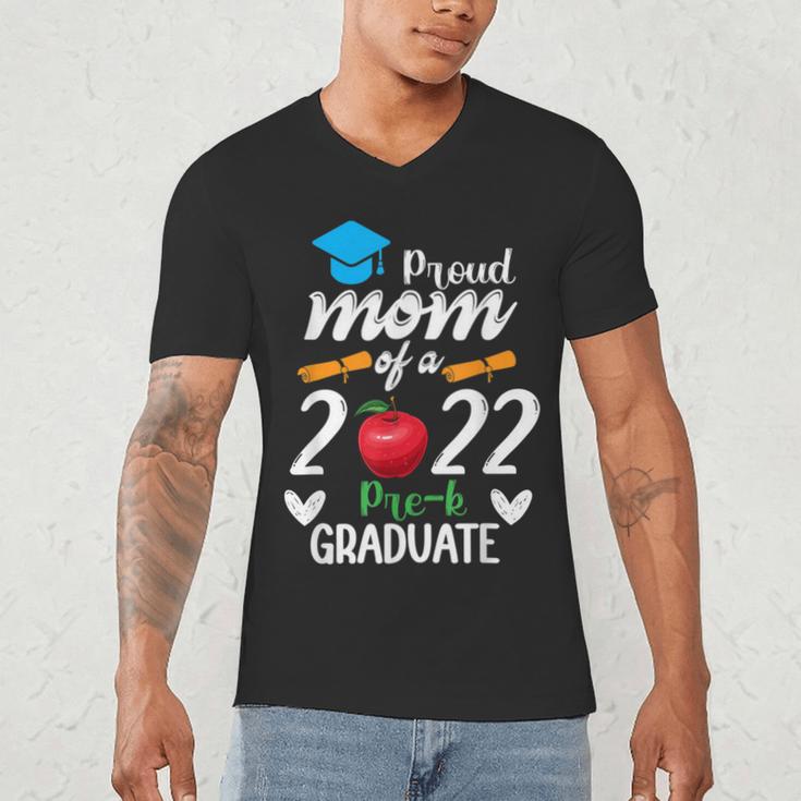 Proud Mom Of 2022 Pre K Graduate Graduation Men's V-Neck T-Shirt