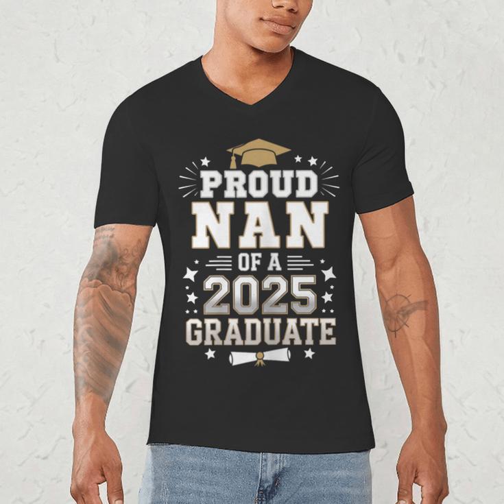 Proud Nan Of A Class Of 2025 Graduate Senior Graduation Men's V-Neck T-Shirt