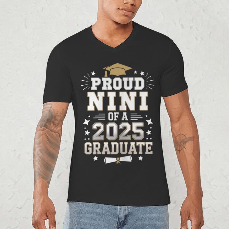Proud Nini Of A Class Of 2025 Graduate Senior Graduation Men's V-Neck T-Shirt