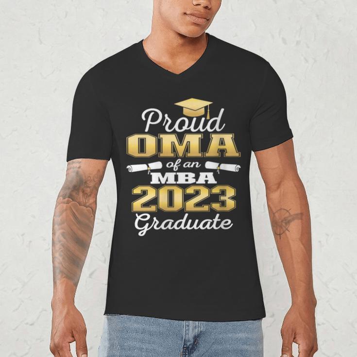 Proud OMA Of 2023 Class MBA Graduate Family Graduation Men's V-Neck T-Shirt