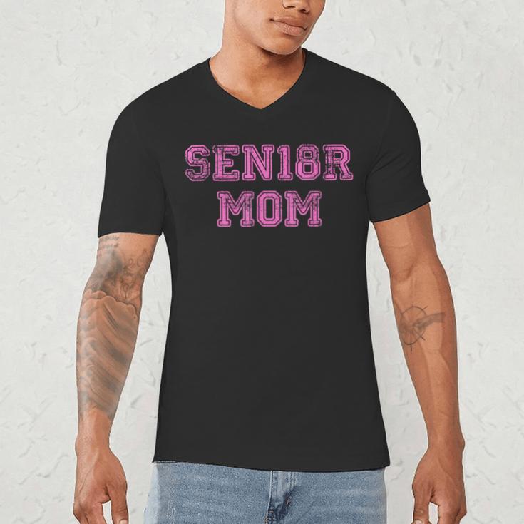 Proud Senior Mom 2018 High School Graduation Shirt Mom Tee Men's V-Neck T-Shirt