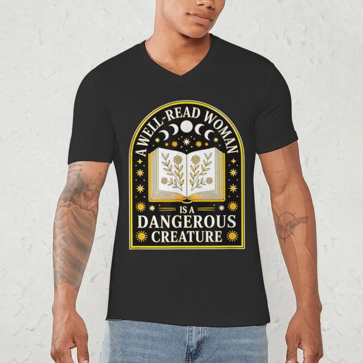 A Well Read Woman Is A Dangerous Creature For Book Lovers Men's V-Neck T-Shirt