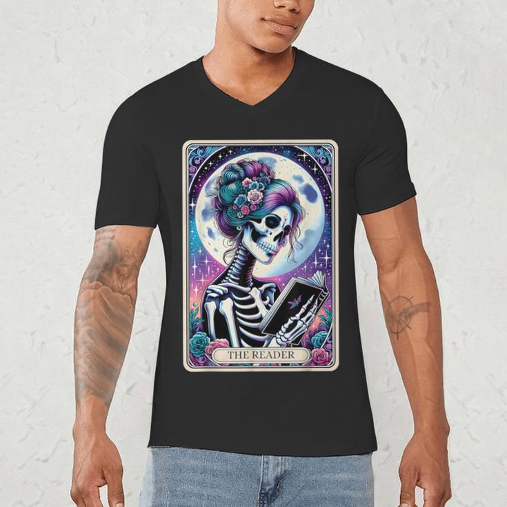 The Reader Tarot Card Reading Skeleton Skull Book Lover Men's V-Neck T-Shirt