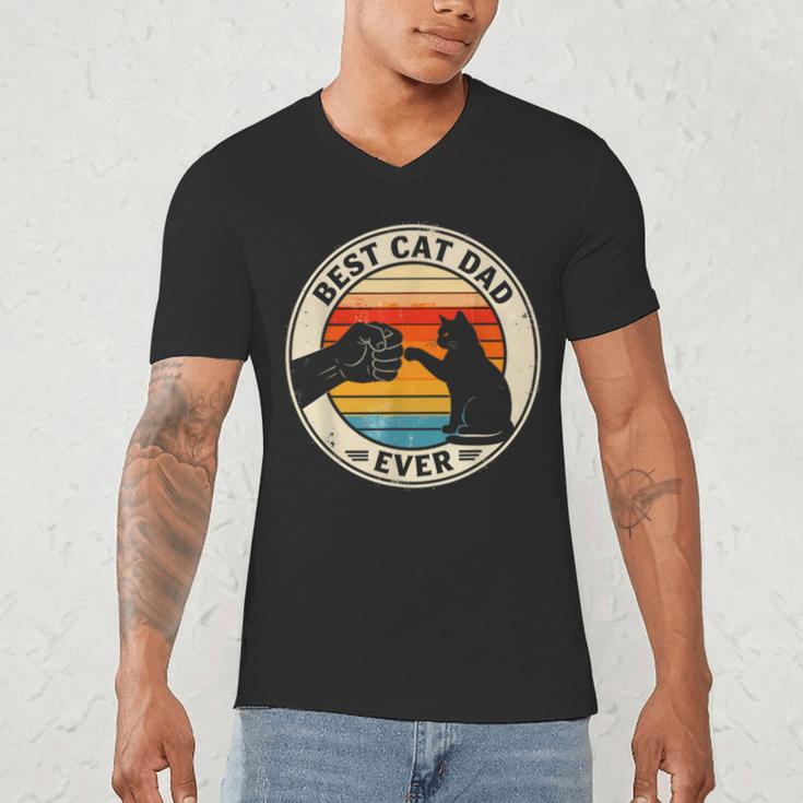 Retro Cat Dad Ever Cats Lovers For Men Women And Kids Men's V-Neck T-Shirt Retro Cat Dad Ever Cats Lovers For Men Women And Kids Men's V-Neck T-Shirt