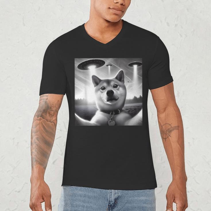 Shiba Inu Dog Dad Mom Graphic Selfie UFOs Weird Aliens Men's V-Neck T-Shirt Shiba Inu Dog Dad Mom Graphic Selfie UFOs Weird Aliens Men's V-Neck T-Shirt