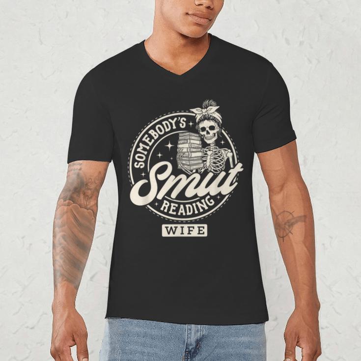 Smut Book Reader Spicy Romance Somebody's Smut Reading Wife Men's V-Neck T-Shirt Smut Book Reader Spicy Romance Somebody's Smut Reading Wife Men's V-Neck T-Shirt