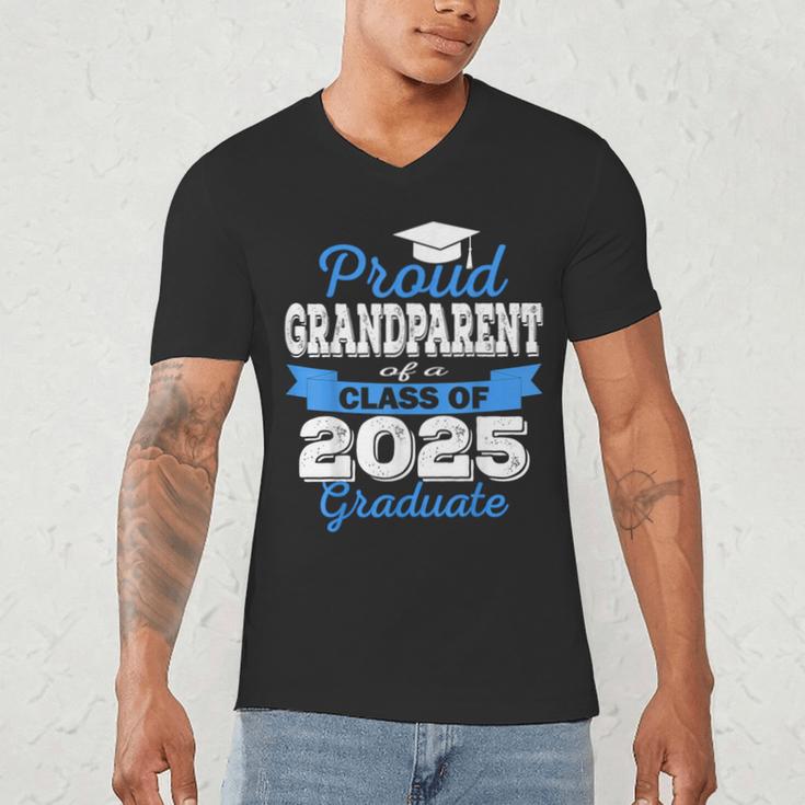 Super Proud Grandparent Of 2025 Graduate Graduation Family Men's V-Neck T-Shirt