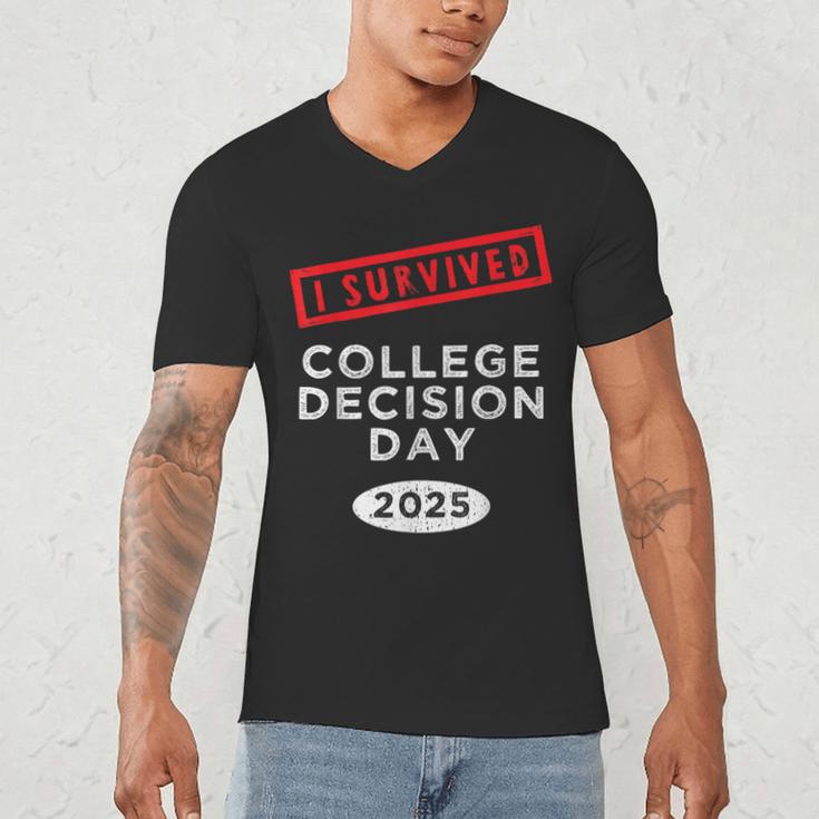 I Survived College Decision Day Graduation Class Of 25 Men's V-Neck T-Shirt