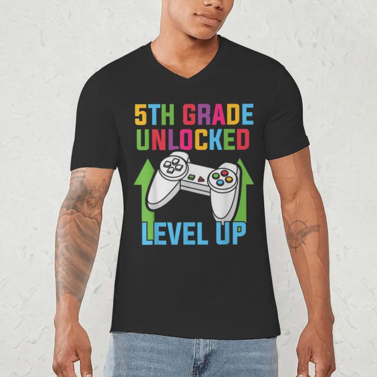 VIDEO GAMER Graduation Student Teacher Last Day School Kids Men's V-Neck T-Shirt