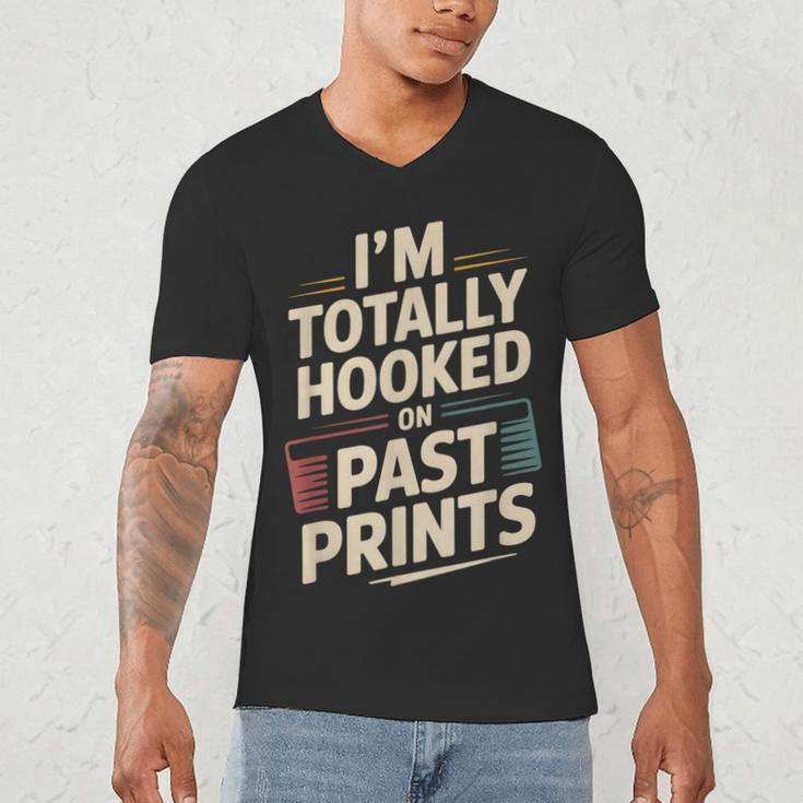 Vintage Label Collectors Ephemera Enthusiasts Nostalgia Fans Men's V-Neck T-Shirt