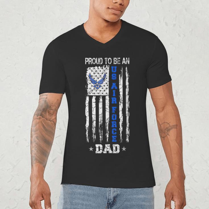 Vintage USA Flag Proud To Be An US Air Force Dad Men's V-Neck T-Shirt