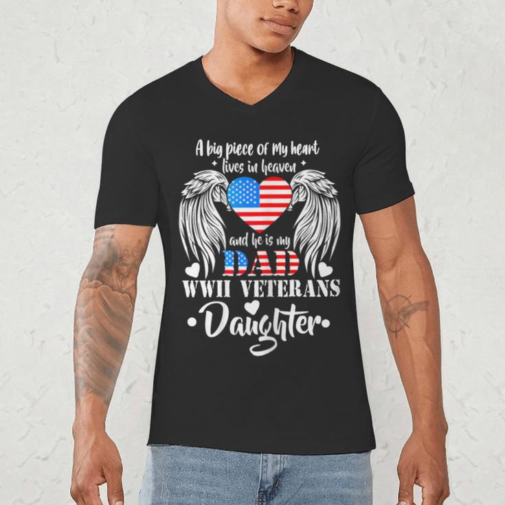 WWII Veterans Daughter Dad Remembrance Veteran Day Men's V-Neck T-Shirt
