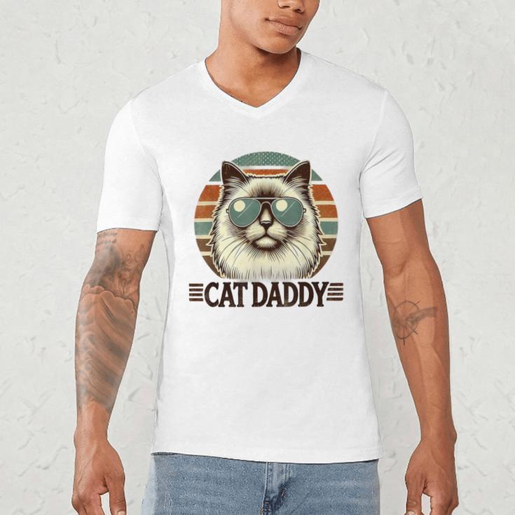 Cat Daddy Cool Ragdoll Cat Father's Day Retro Cat Dad Men's V-Neck T-Shirt
