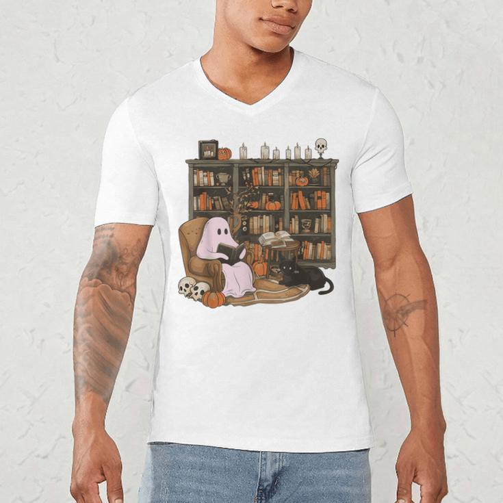 Ghost Reading Book Cat Lover Halloween Reading Enthusiast Men's V-Neck T-Shirt Ghost Reading Book Cat Lover Halloween Reading Enthusiast Men's V-Neck T-Shirt