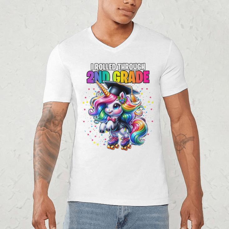Graduation 2nd Grade Unicorn Roller Skate Girls Grad Men's V-Neck T-Shirt