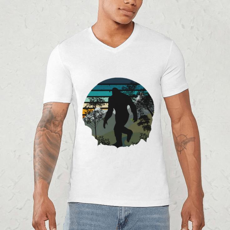 Just Me And My Yeti Retro Sunset Mountain Hiking Introvert Men's V-Neck T-Shirt Just Me And My Yeti Retro Sunset Mountain Hiking Introvert Men's V-Neck T-Shirt