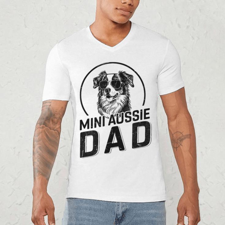 Mini Aussie Dad Dog Owner For Men Dad Christmas Men's V-Neck T-Shirt