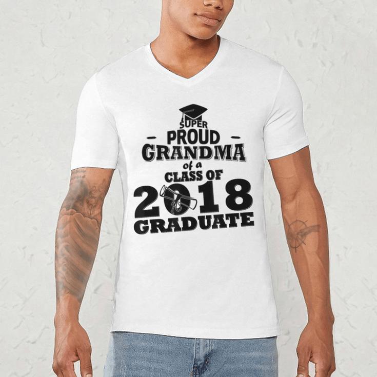 Proud Grandma Of A Class Of 2018 Tee Graduate Graduation Z1 Men's V-Neck T-Shirt