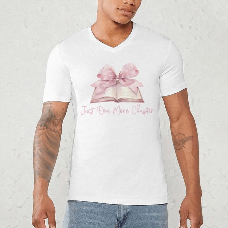 Reading Books Mom Mothers Day Coquette Pink Bow Book Lovers Men's V-Neck T-Shirt Reading Books Mom Mothers Day Coquette Pink Bow Book Lovers Men's V-Neck T-Shirt