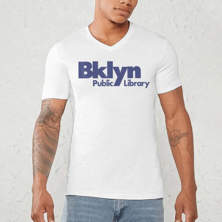 Retro Brooklyn Public Library NY New York Book Lover Men's V-Neck T-Shirt Retro Brooklyn Public Library NY New York Book Lover Men's V-Neck T-Shirt