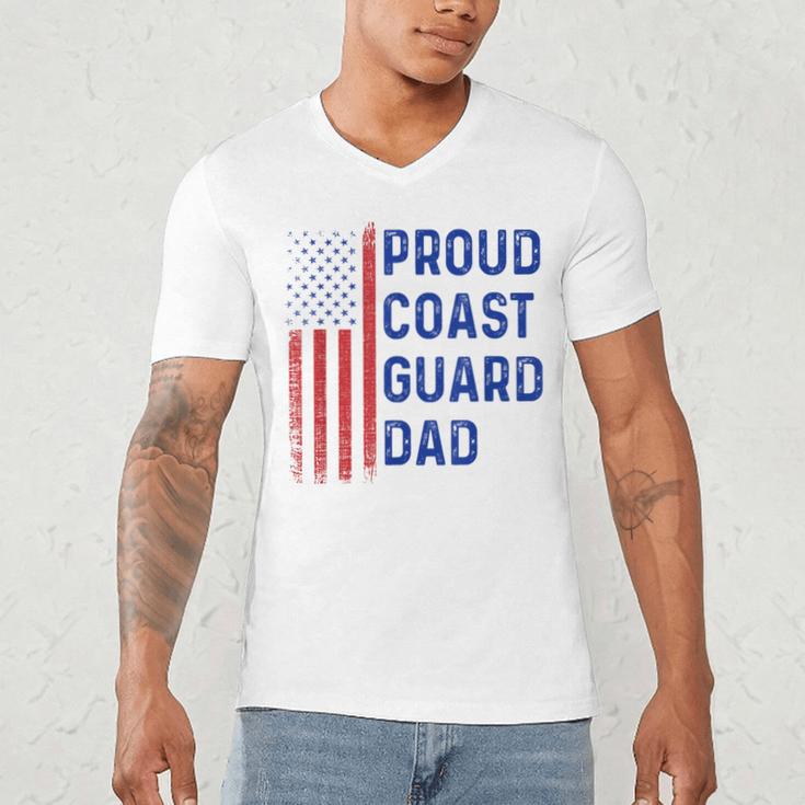 Retro Proud Coast Guard Dad Graduation Dad Usa Flag Outfit Men's V-Neck T-Shirt