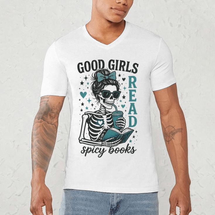 Romance Reader Good Girls Read Spicy Books Halloween Costume Men's V-Neck T-Shirt Romance Reader Good Girls Read Spicy Books Halloween Costume Men's V-Neck T-Shirt