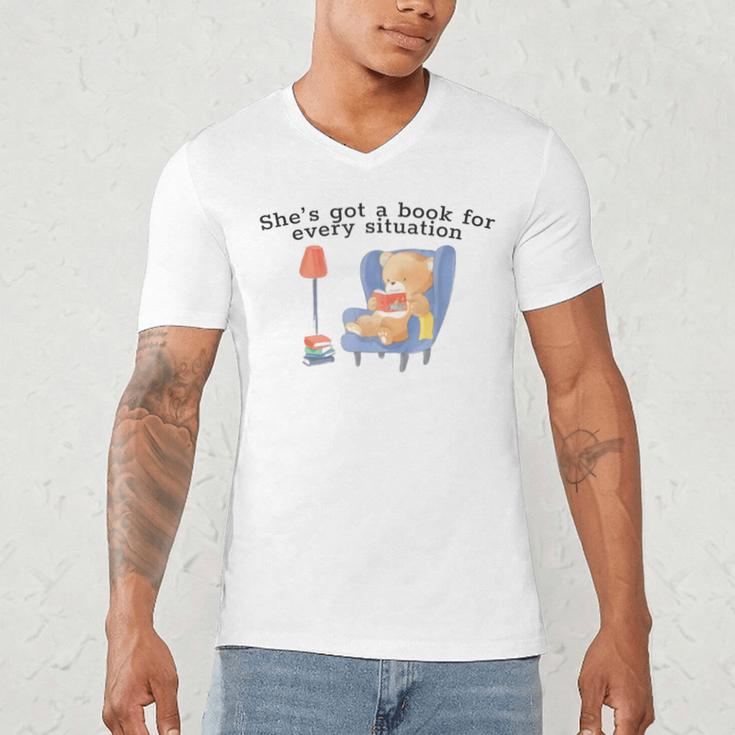 She's Got A Book For Every Situation Men's V-Neck T-Shirt
