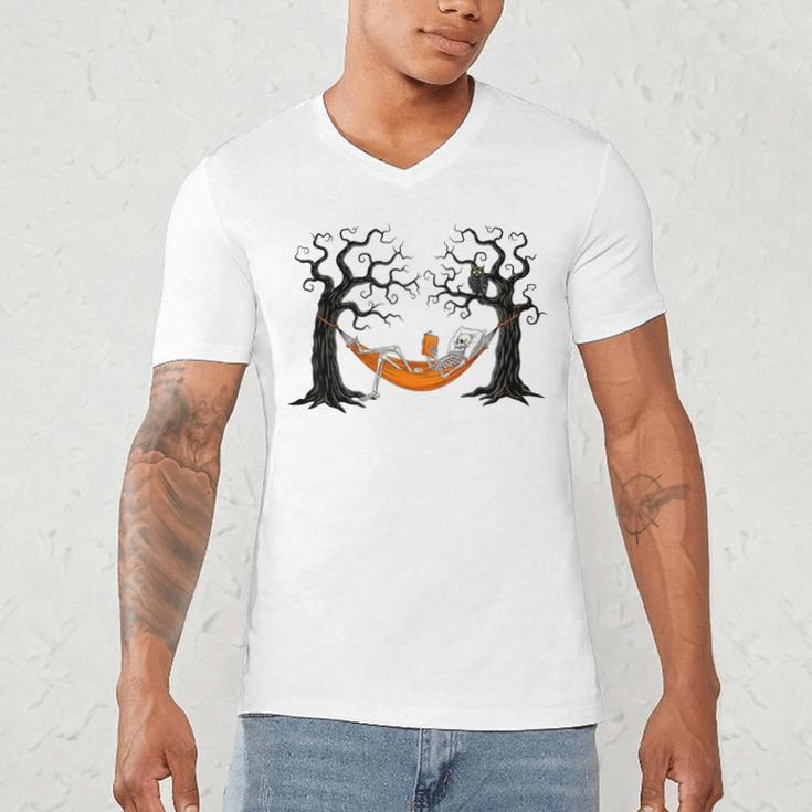 Skeleton Reading Book In Hammock Halloween Reader Men's V-Neck T-Shirt