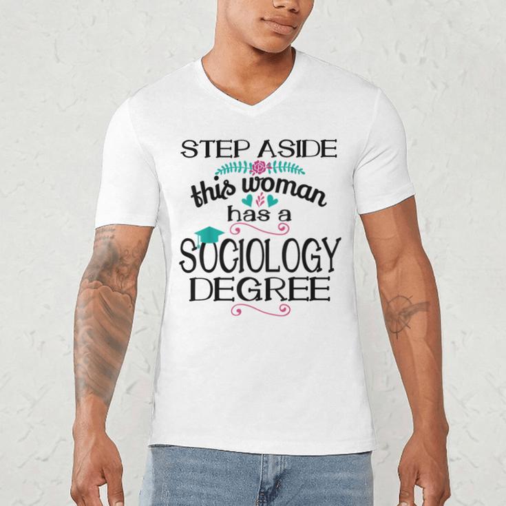 Sociology Degree Graduation Sociologist Bachelors 2025 Men's V-Neck T-Shirt