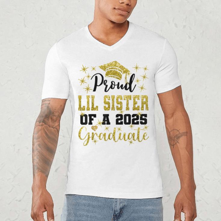 Super Proud Little Sister Of 2025 Graduate Graduation Family Men's V-Neck T-Shirt