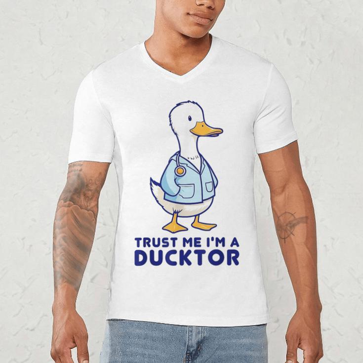 Trust Me I'm a Ducktor Doctor Sayings Graduation Men's V-Neck T-Shirt