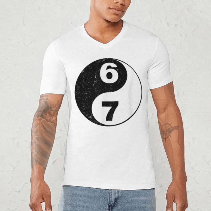 Vintage 6 7 Yin Yang Namaste Six Seven Nostalgia Men's V-Neck T-Shirt