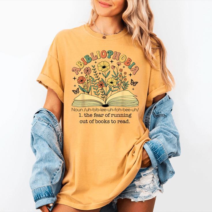 Abibliophobia Wildflower Reading Bookworm Book Reader Women's Comfort Colors T-Shirt Abibliophobia Wildflower Reading Bookworm Book Reader Women's Comfort Colors T-Shirt