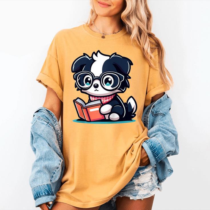 Adorable Book Lover Border Collie With Reading Glasses Cute Raglan Baseball Tee Women's Comfort Colors T-Shirt