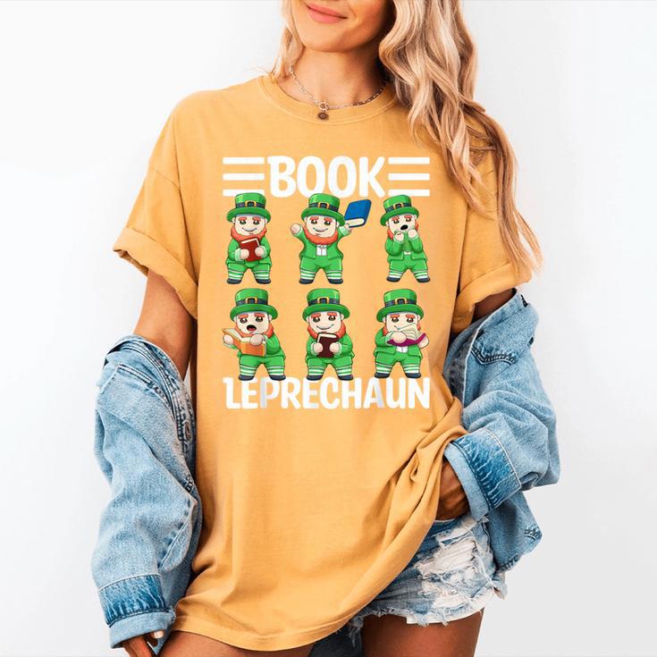 Book Leprechaun St Patrick's Day Library Librarian Reading Women's Comfort Colors T-Shirt
