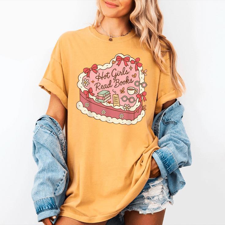 Book Lover Hot Girls Read Books Tee Women's Comfort Colors T-Shirt
