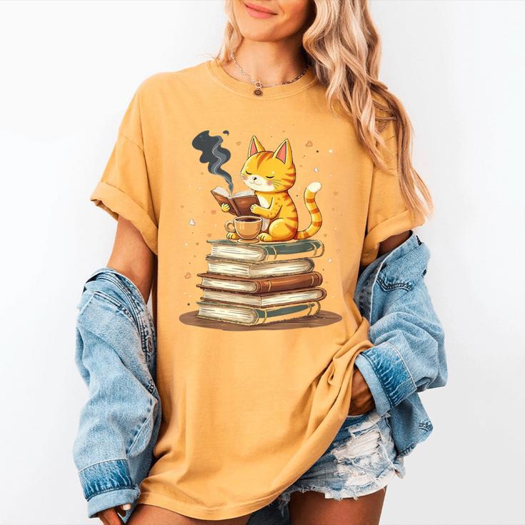Cat Reading Books Women's Comfort Colors T-Shirt
